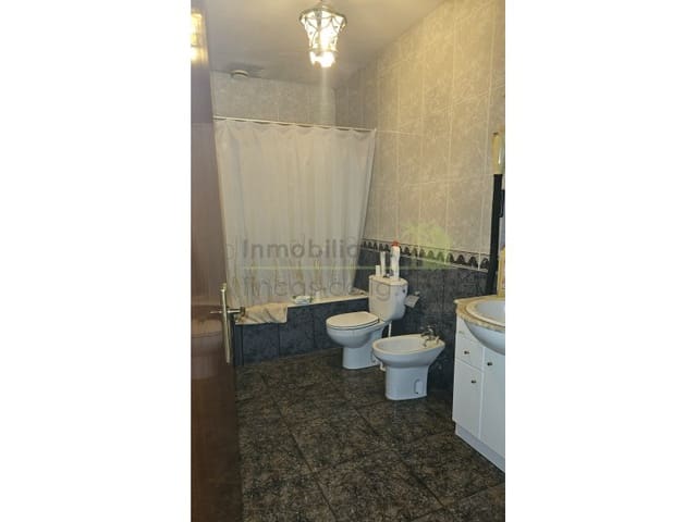 7 Zimmer Haus zu verkaufen in Càlig mit Garage - 210.000 € (Ref: 9684113)