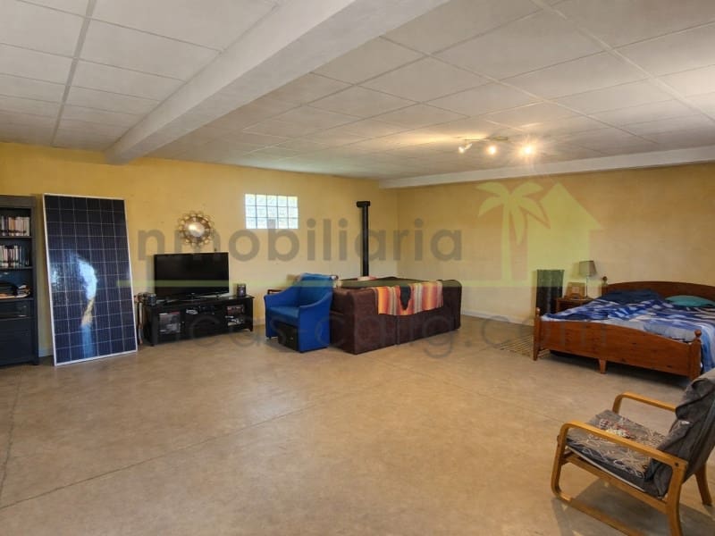 5 bedroom Finca/Country House for sale in Cervera del Maestre / Cervera del Maestrat - € 199,000 (Ref: 9747779)