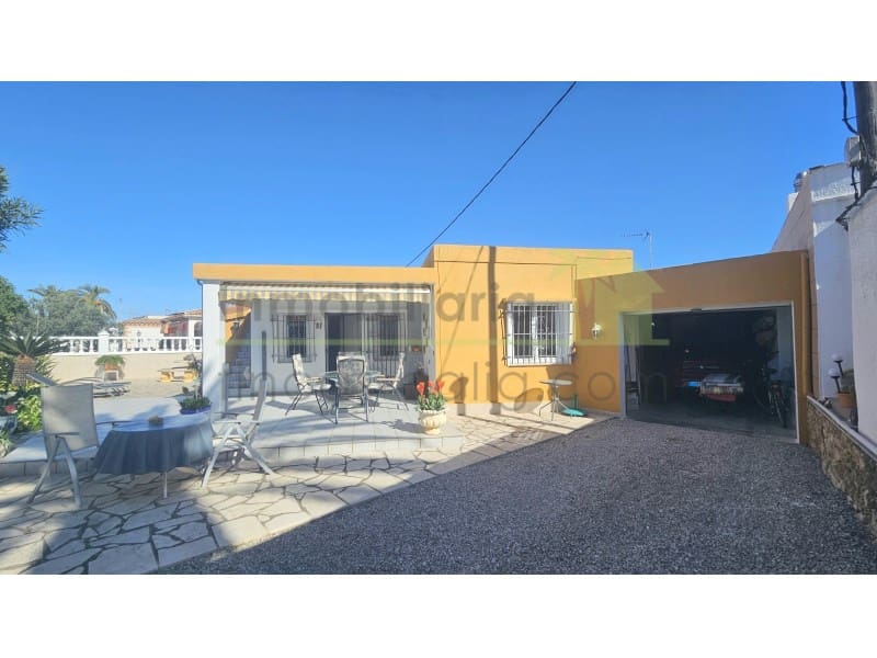 Chalet de 2 habitaciones en Vinaròs en venta con garaje - 249.000 € (Ref: 9820333)