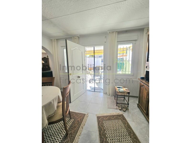 Chalet de 2 habitaciones en Vinaròs en venta con garaje - 249.000 € (Ref: 9820333)