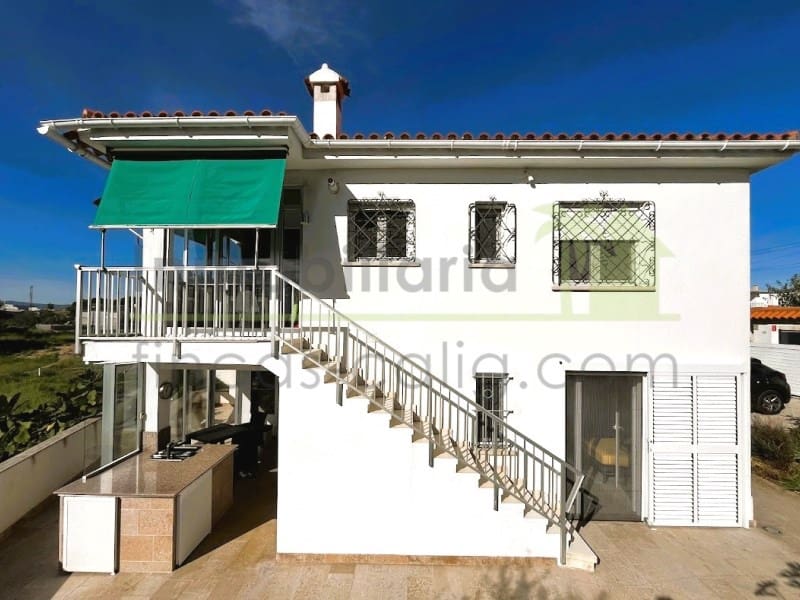 3 camera da letto Villa in vendita in Vinaros con garage - 365.000 € (Rif: 9831241)