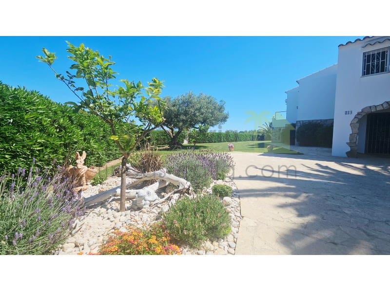 3 sovrum Villa till salu i Benicarlo med pool garage - 865 000 € (Ref: 9859910)