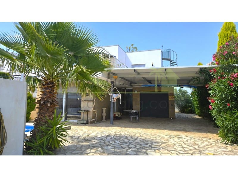 2 bedroom Villa for sale in Peniscola with pool garage - € 299,000 (Ref: 9899403)