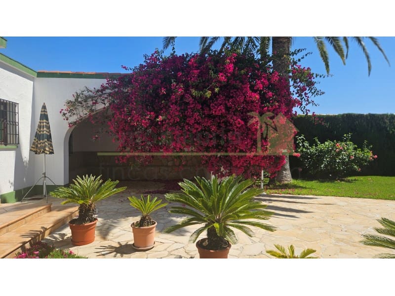 3 bedroom Villa for sale in Vinaros - € 375,000 (Ref: 9907010)