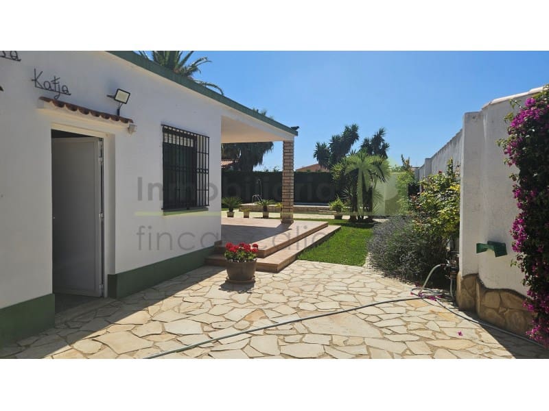 3 bedroom Villa for sale in Vinaros - € 375,000 (Ref: 9907010)