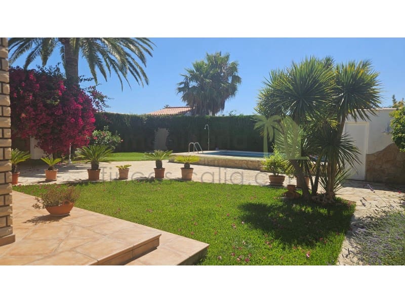 3 bedroom Villa for sale in Vinaros - € 375,000 (Ref: 9907010)