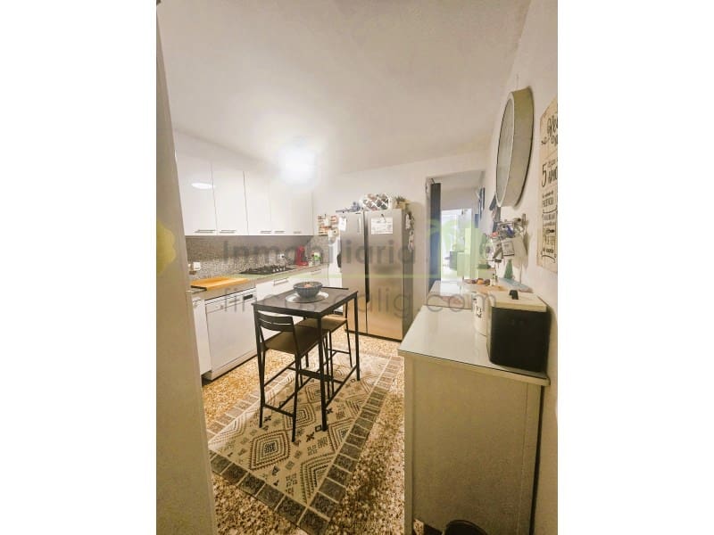 4 Zimmer Haus zu verkaufen in Calig mit Garage - 135.000 € (Ref: 9999578)