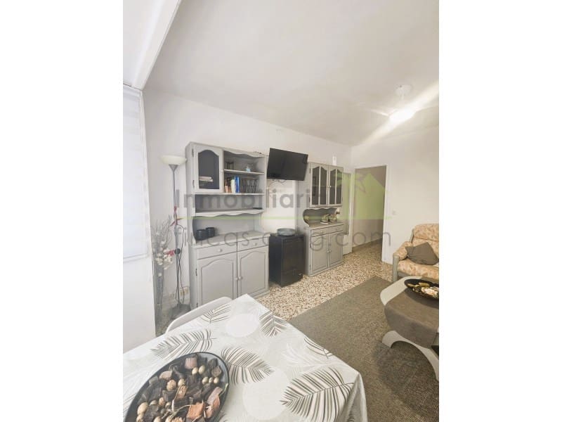 4 Zimmer Haus zu verkaufen in Calig mit Garage - 135.000 € (Ref: 9999578)