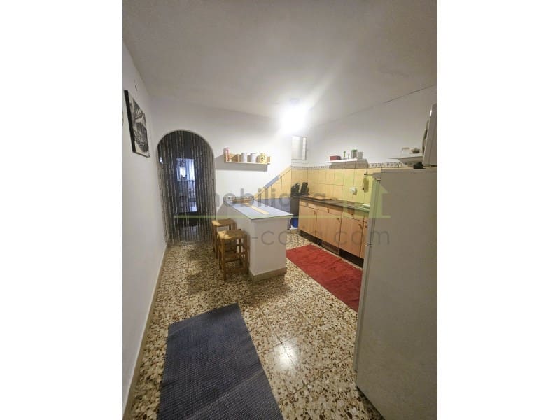 4 Zimmer Haus zu verkaufen in Calig mit Garage - 135.000 € (Ref: 9999578)