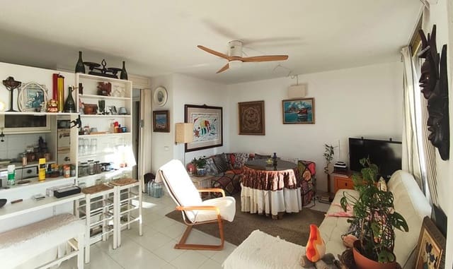 2 soveværelse Lejlighed til salg i Cala d'en Bou, San Jose / Sant Josep de Sa Talaia med swimmingpool - € 465.000 (Ref: 10088624)