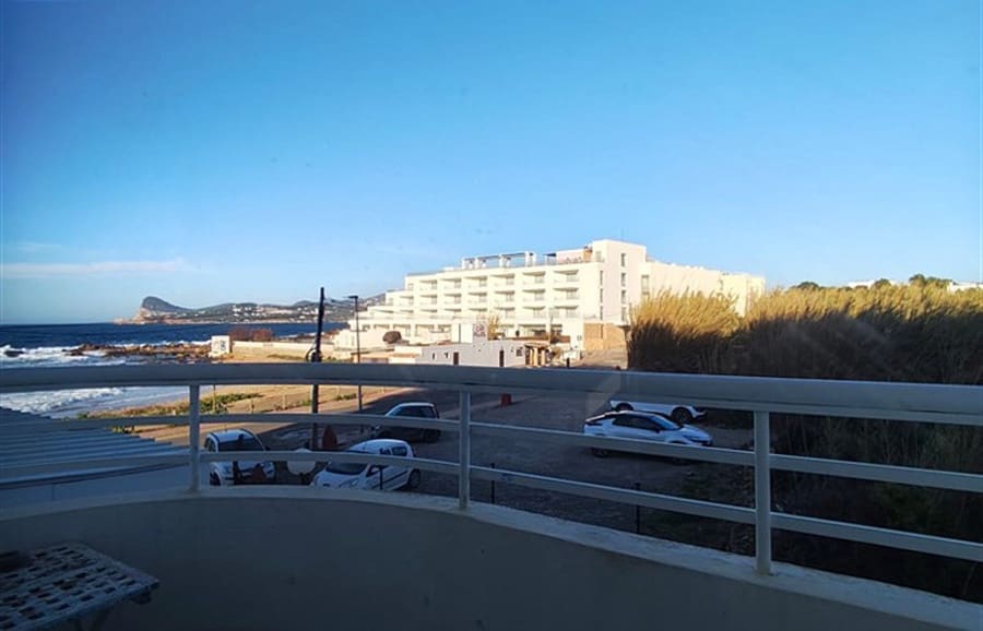 2 soveværelse Lejlighed til salg i Cala d'en Bou med swimmingpool - € 465.000 (Ref: 10088624)