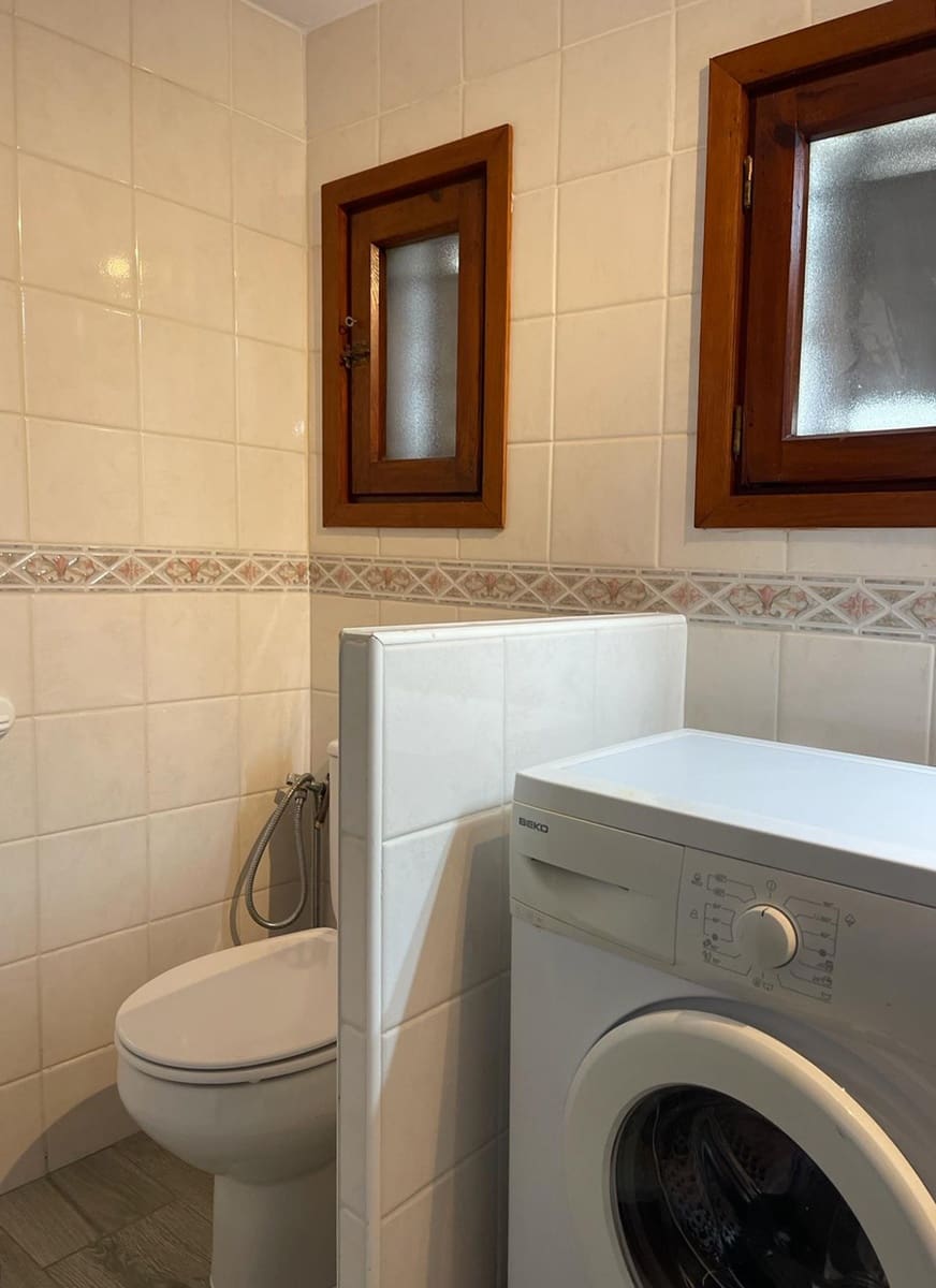 2 bedroom Terraced Villa for rent in Cala Tarida - € 2,500 (Ref: 10111056)