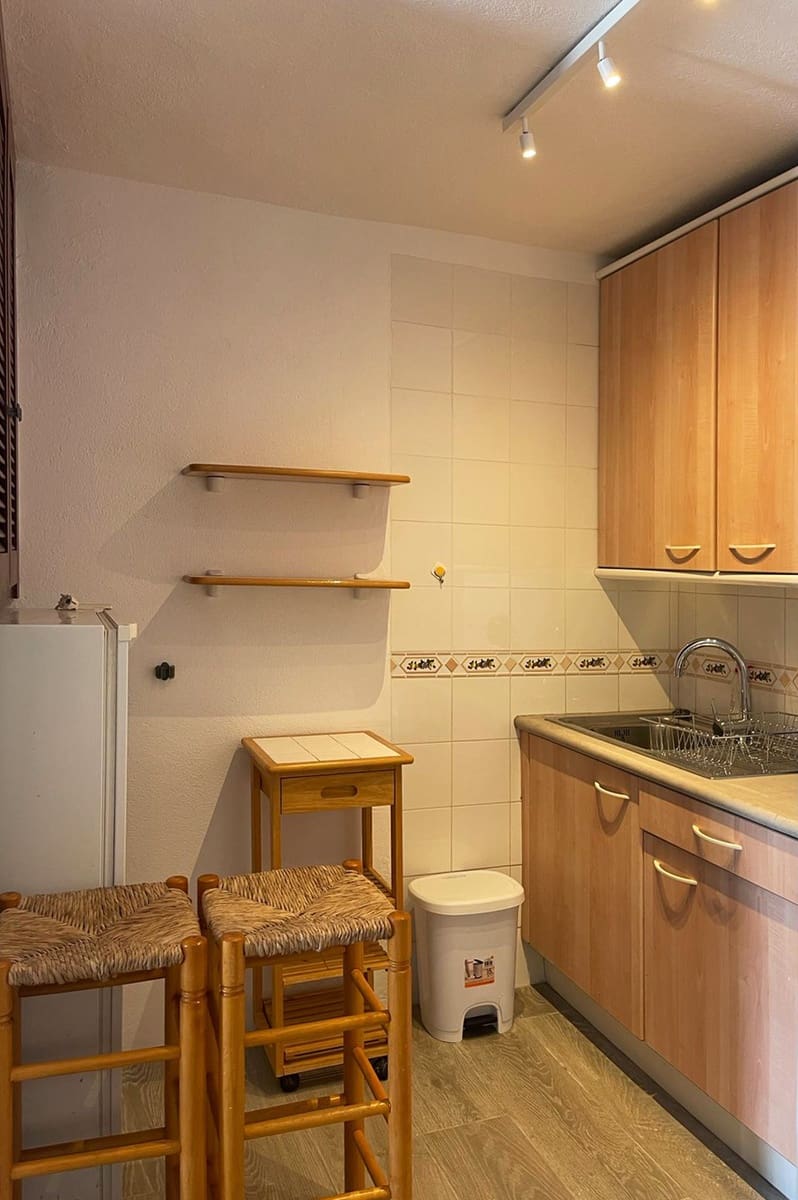 2 bedroom Terraced Villa for rent in Cala Tarida - € 2,500 (Ref: 10111056)