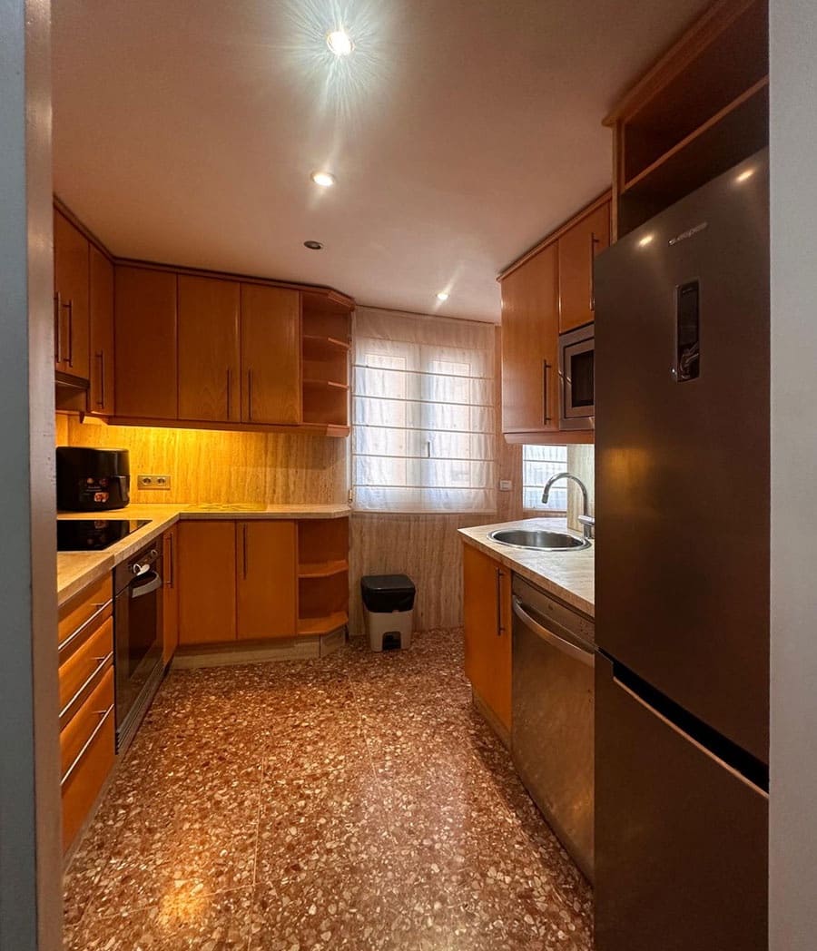 4 soveværelse Lejlighed til leje i Ibiza by - € 2.500 (Ref: 10118661)