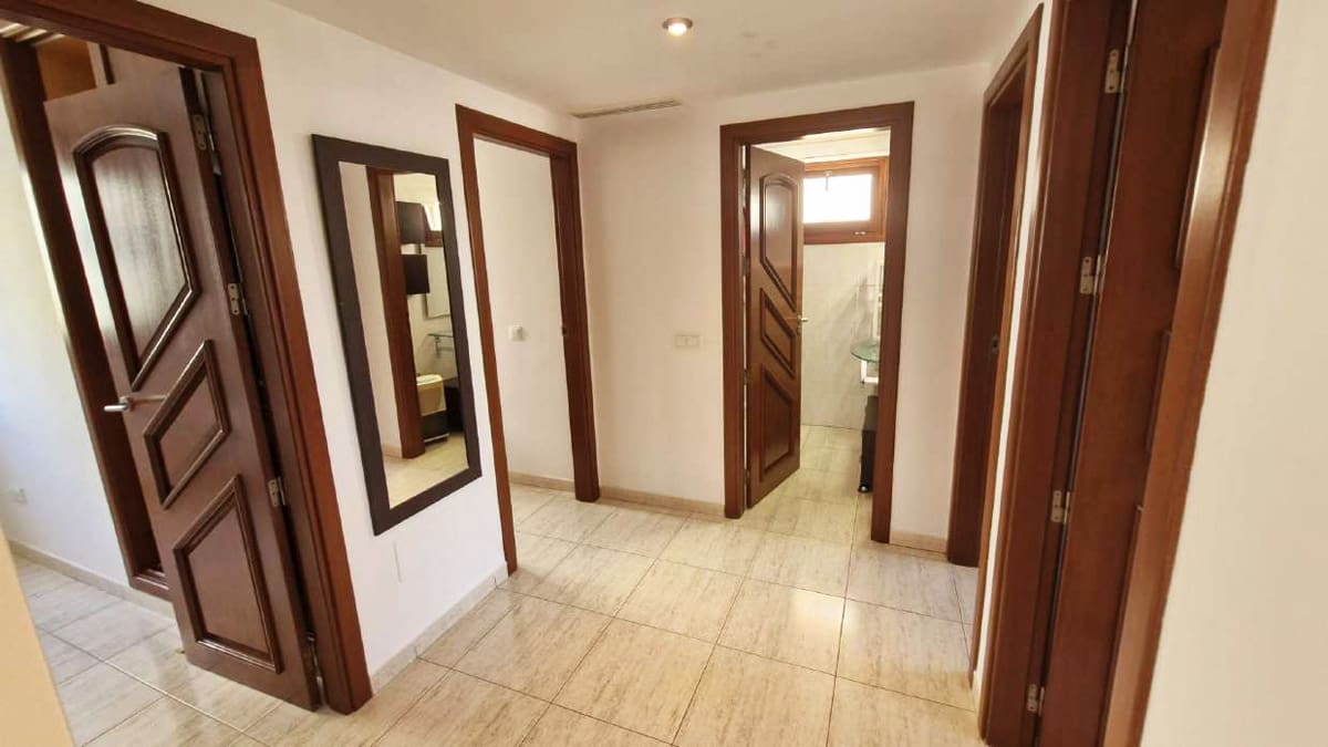 4 Zimmer Wohnung zu verkaufen in Ibiza / Eivissa Stadt mit Garage - 550.000 € (Ref: 8941060)