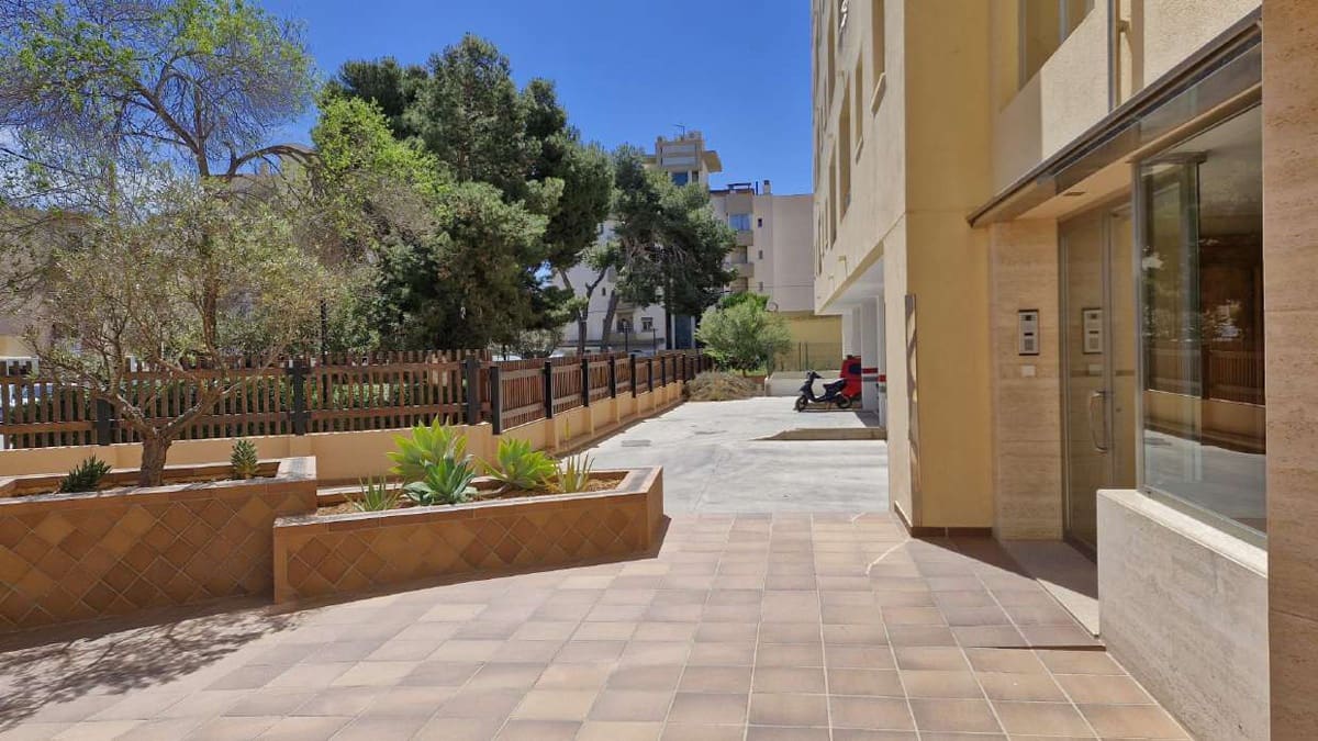 4 Zimmer Wohnung zu verkaufen in Ibiza / Eivissa Stadt mit Garage - 550.000 € (Ref: 8941060)