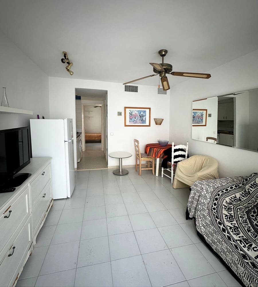 Apartamento de 1 habitación en Santa Eulalia / Santa Eularia en venta con piscina - 290.000 € (Ref: 9177455)