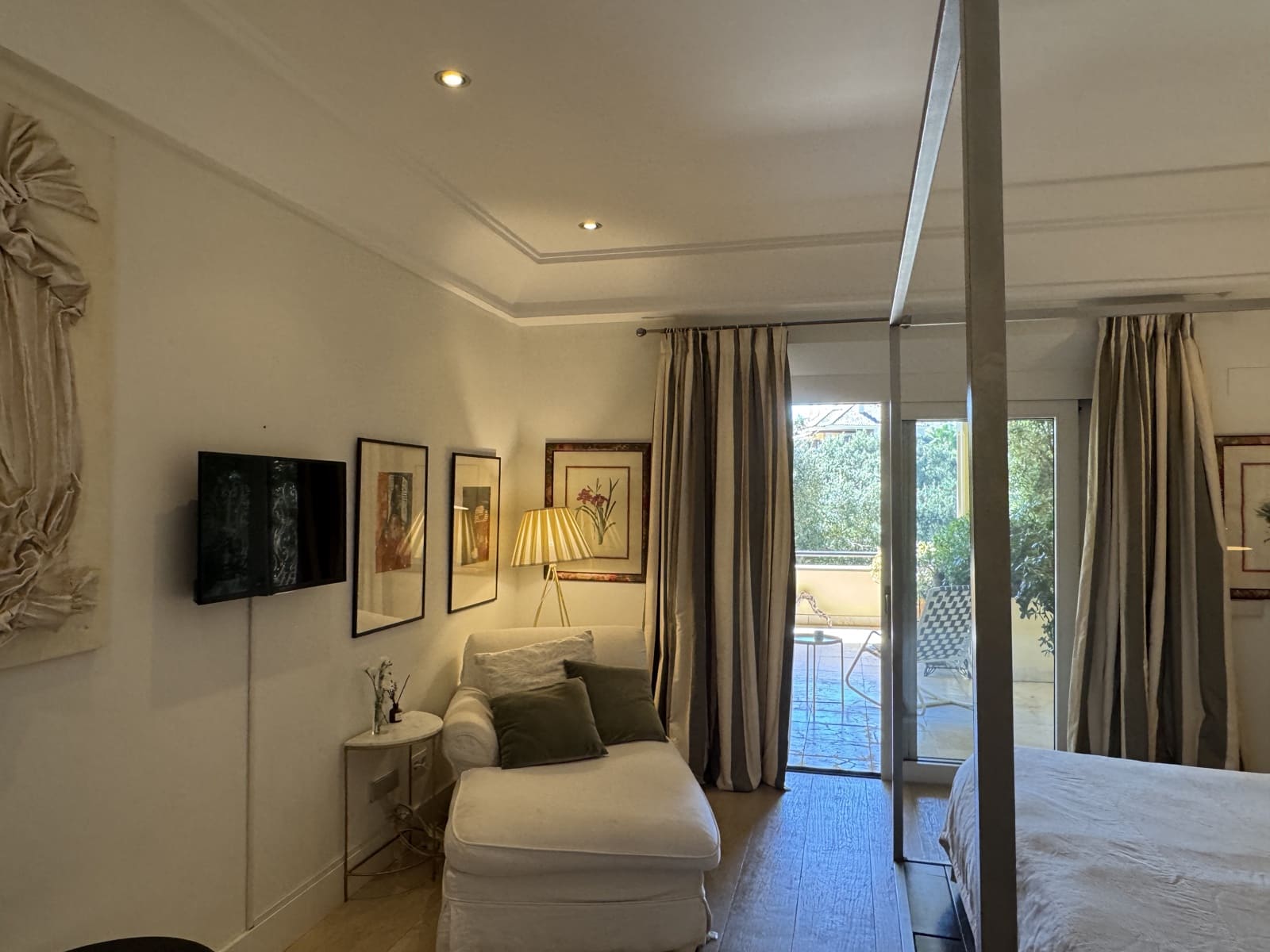 4 Zimmer Apartment zu verkaufen in Sotogrande mit Pool Garage - 1.590.000 € (Ref: 10078527)