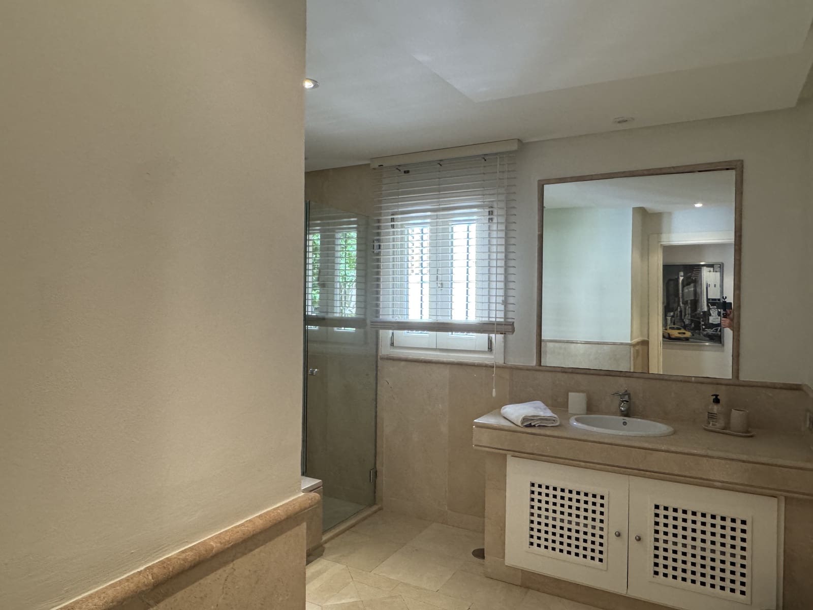 4 Zimmer Apartment zu verkaufen in Sotogrande mit Pool Garage - 1.590.000 € (Ref: 10078527)