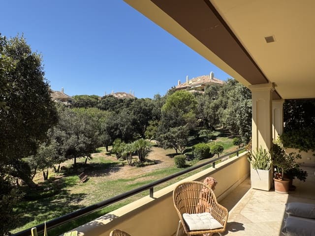 4 Zimmer Apartment zu verkaufen in Sotogrande Alto, San Roque mit Pool Garage - 1.590.000 € (Ref: 10078527)
