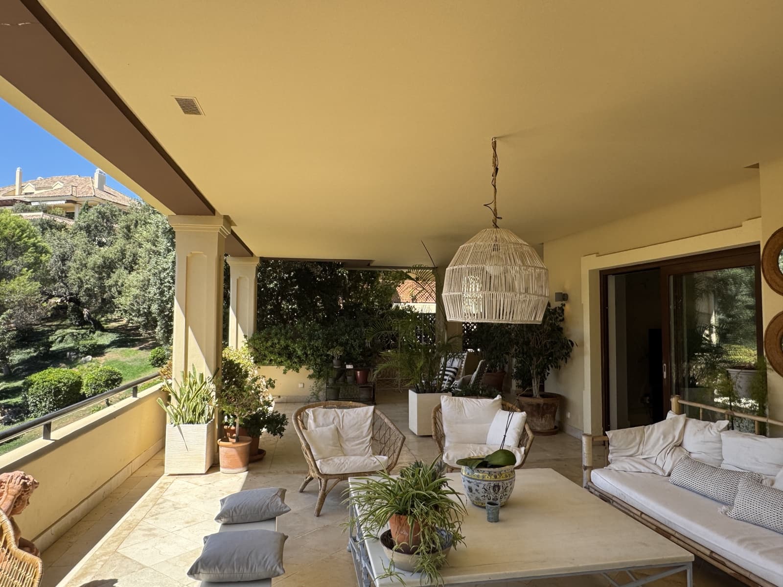 4 Zimmer Apartment zu verkaufen in Sotogrande mit Pool Garage - 1.590.000 € (Ref: 10078527)