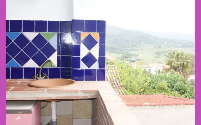 8 sovrum Hus till salu i Jimena de la Frontera med garage - 249 950 € (Ref: 4734418)