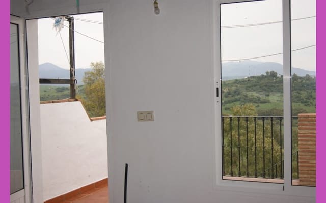 8 sovrum Hus till salu i Jimena de la Frontera med garage - 249 950 € (Ref: 4734418)