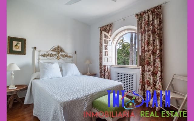 9 chambre Finca/Maison de Campagne à vendre à Algeciras avec piscine garage - 1 550 000 € (Ref: 5779196)