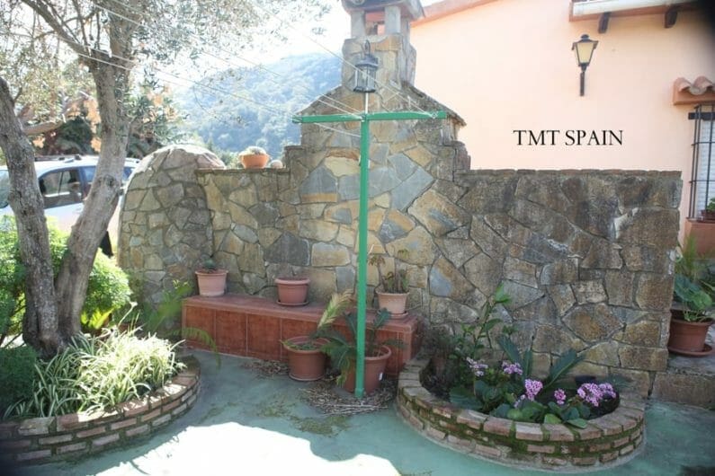 3 soveværelse Finca/Landehus til salg i Los Barrios med swimmingpool garage - € 645.000 (Ref: 5933038)