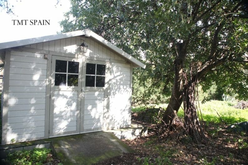 3 soveværelse Finca/Landehus til salg i Los Barrios med swimmingpool garage - € 645.000 (Ref: 5933038)