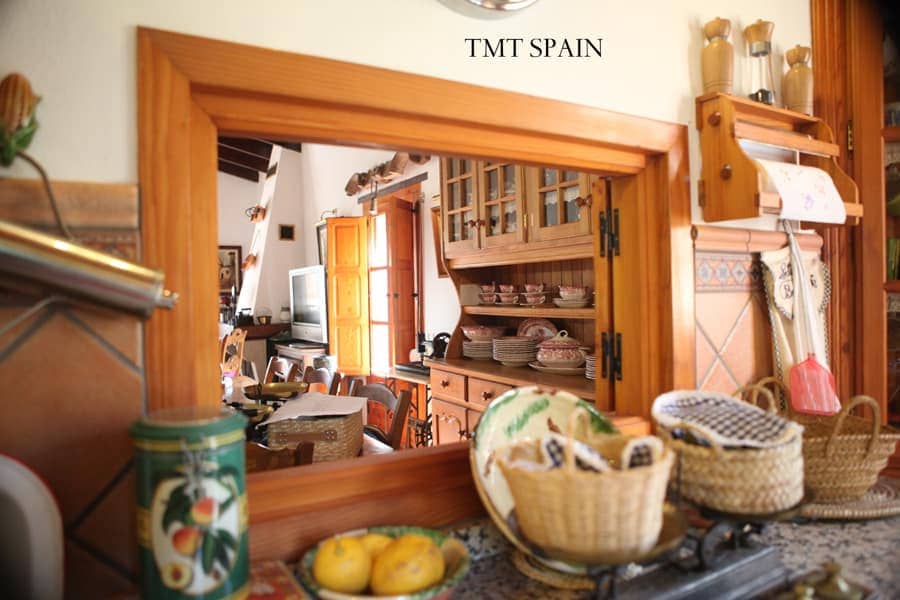 3 soveværelse Finca/Landehus til salg i Los Barrios med swimmingpool garage - € 645.000 (Ref: 5933038)