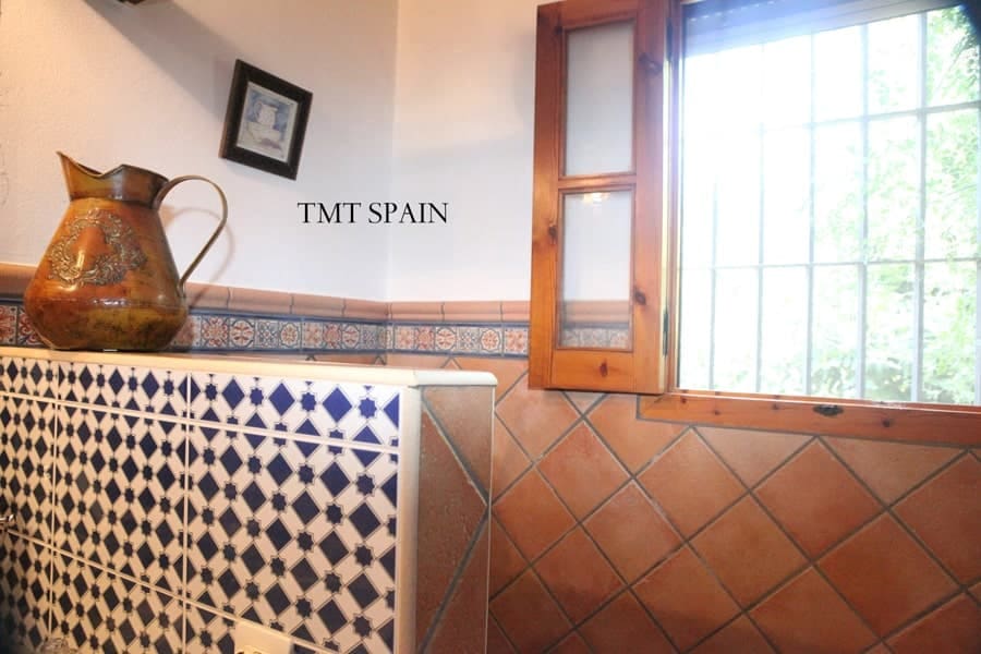 3 soveværelse Finca/Landehus til salg i Los Barrios med swimmingpool garage - € 645.000 (Ref: 5933038)