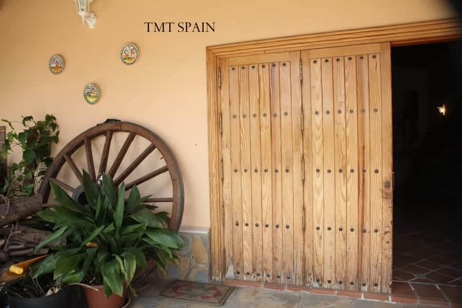 3 soveværelse Finca/Landehus til salg i Los Barrios med swimmingpool garage - € 645.000 (Ref: 5933038)