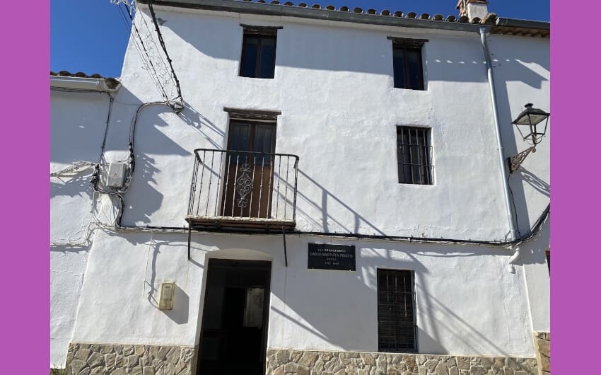 4 soverom Hus til salgs i Jimena de la Frontera - € 70 000 (Ref: 6449683)