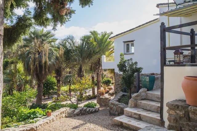 8 soveværelse Villa til salg i San Pablo de Buceite, Jimena de la Frontera med garage - € 595.000 (Ref: 6965291)