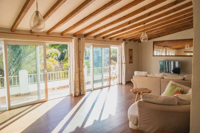 8 soveværelse Villa til salg i San Pablo de Buceite, Jimena de la Frontera med garage - € 595.000 (Ref: 6965291)