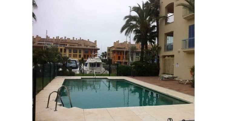 2 bedroom Apartment for sale in San Roque with pool garage - € 450,000 (Ref: 7988903)