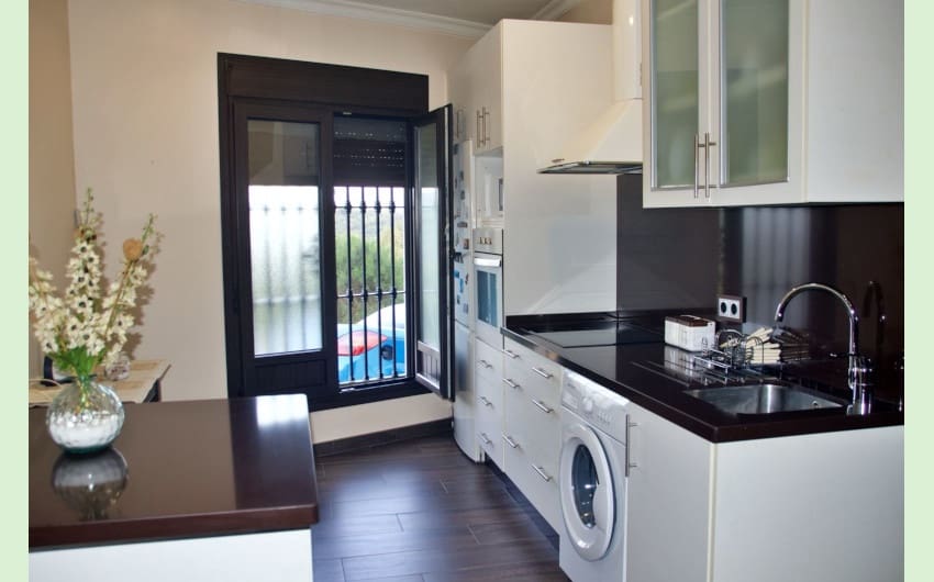 1 slaapkamer Appartement te koop in Jimena de la Frontera - € 90.000 (Ref: 8190973)