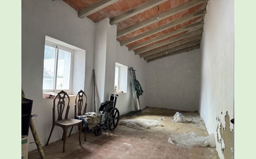 9 soverom Hus til salgs i Jimena de la Frontera - € 167 900 (Ref: 8195052)