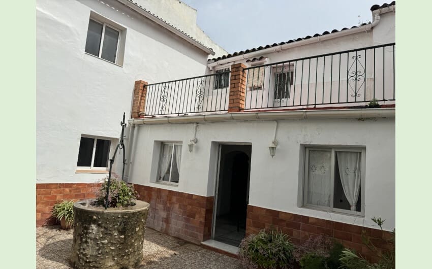 9 soverom Hus til salgs i Jimena de la Frontera - € 167 900 (Ref: 8195052)