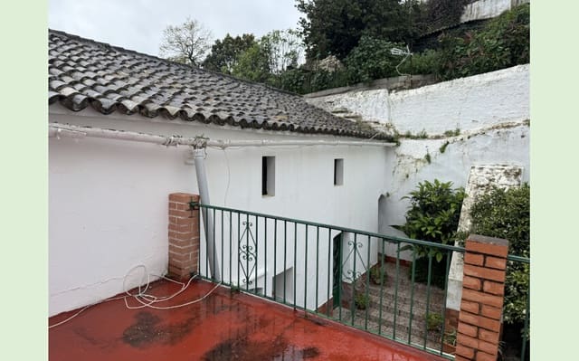 9 bedroom Townhouse for sale in Jimena de la Frontera - € 167,900 (Ref: 8195052)