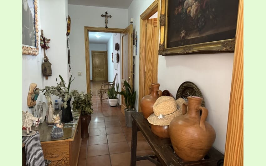 3 slaapkamer Appartement te koop in Jimena de la Frontera - € 84.000 (Ref: 8268836)