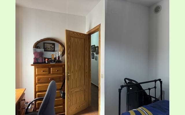 3 bedroom Apartment for sale in Jimena de la Frontera - € 84,000 (Ref: 8268836)