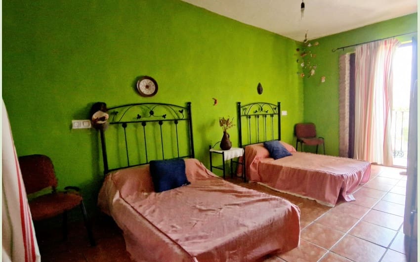 5 soverom Hus til salgs i Jimena de la Frontera med svømmebasseng garasje - € 275 700 (Ref: 8334949)