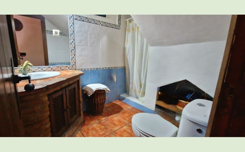 5 soverom Hus til salgs i Jimena de la Frontera med svømmebasseng garasje - € 275 700 (Ref: 8334949)