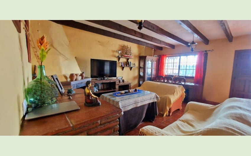 5 soverom Hus til salgs i Jimena de la Frontera med svømmebasseng garasje - € 275 700 (Ref: 8334949)