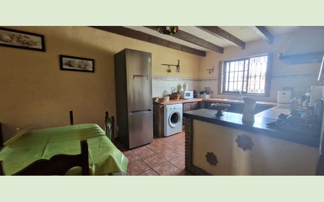 5 makuuhuone Omakotitalo myytävänä paikassa Jimena de la Frontera mukana uima-altaan 
autotalli - 275 700 € (Ref: 8334949)