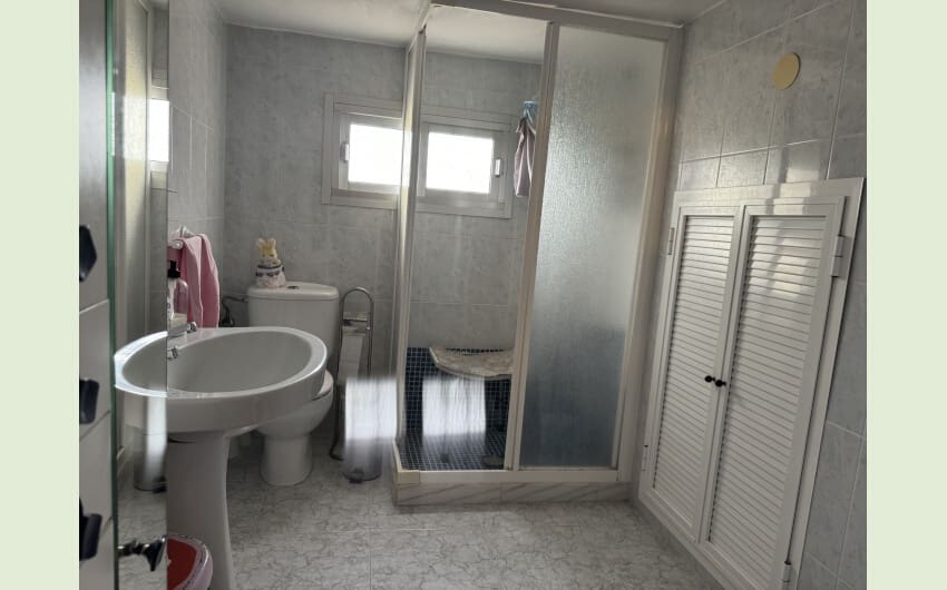 3 soverom Hus til salgs i Jimena de la Frontera med garasje - € 180 000 (Ref: 8370061)