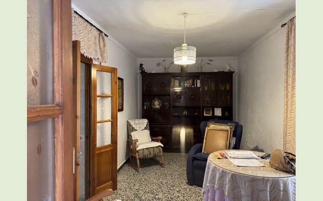 3 bedroom Townhouse for sale in Jimena de la Frontera with garage - € 180,000 (Ref: 8370061)