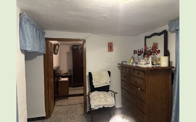 3 bedroom Townhouse for sale in Jimena de la Frontera with garage - € 180,000 (Ref: 8370061)